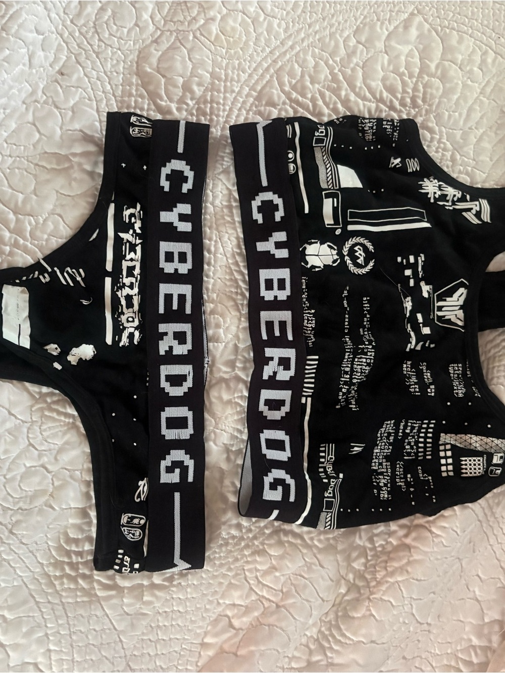 Cyberdog London Neo Future SET Sports bra and thong